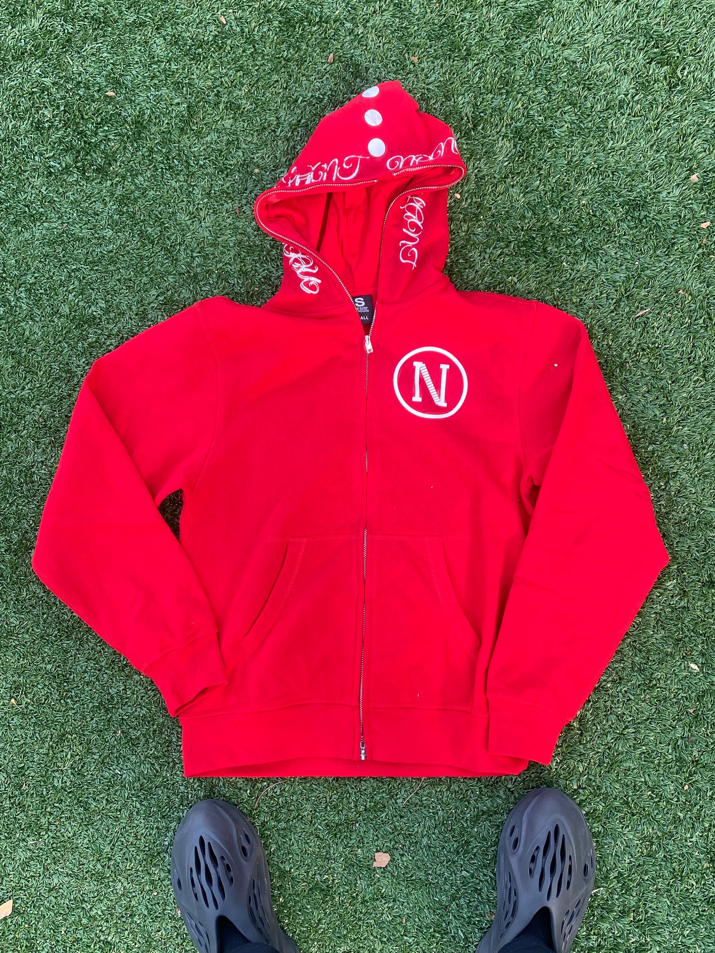 NONCHALANT FULL FACE “DE VOIR” ZIP UP – nonchalantclothing.net